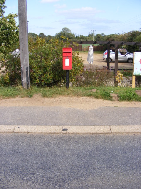 Post Office 1,Ipswich Avenue, Sutton Postbox