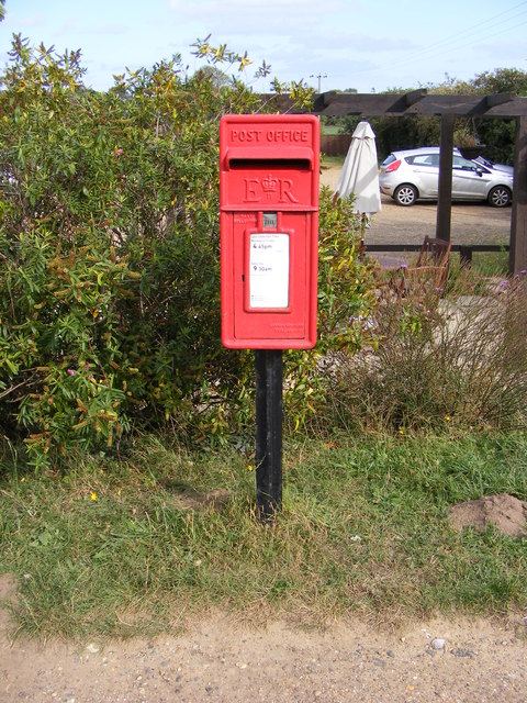 Post Office 1,Ipswich Avenue, Sutton Postbox