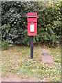 TM2949 : Wilford Common Postbox by Geographer