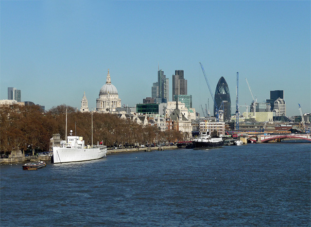 View from Waterloo Bridge © Stephen Richards cc-by-sa/2.0 :: Geograph ...