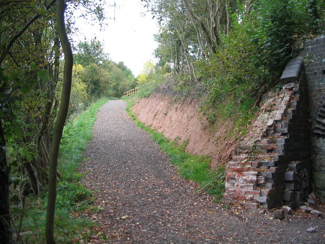 Access ramp, Kenilworth Greenway