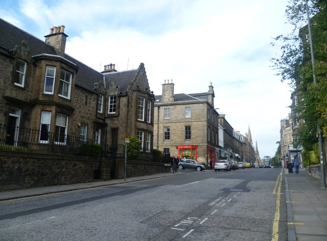 Morningside Road © kim traynor cc-by-sa/2.0 :: Geograph Britain and Ireland