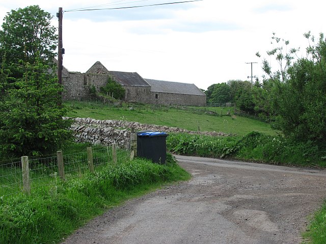 Mordington Holdings © Richard Webb cc-by-sa/2.0 :: Geograph Britain and ...