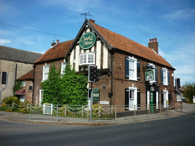 The Coach and Horses, Rillington © Ian S cc-by-sa/2.0 :: Geograph ...