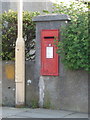 Kirkwall: postbox № KW15 23, Thoms Street