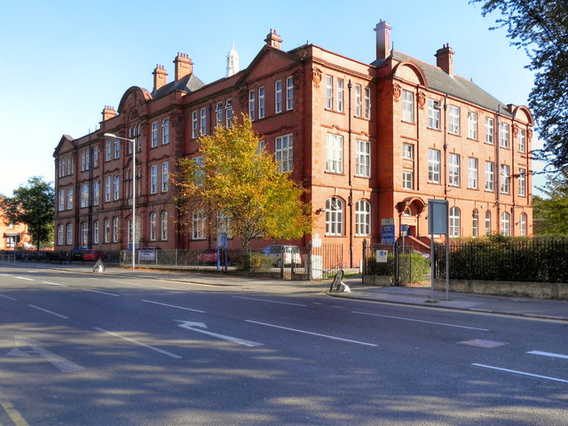 Manchester Metropolitan University,... © David Dixon :: Geograph ...