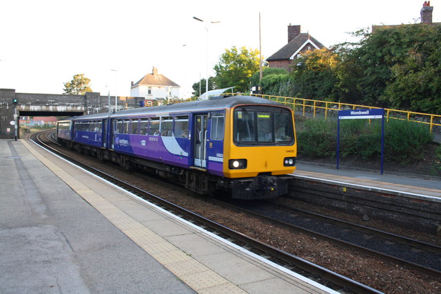Wombwell Station with the 1757 to Huddersfield