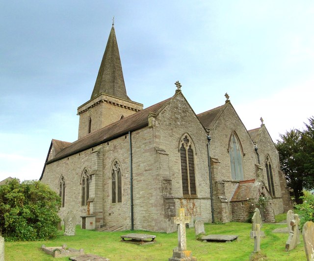 St Edmund, Crickhowell © Philip Pankhurst :: Geograph Britain and Ireland