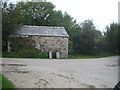 Small barn beside the road at Old Cardinham Castle