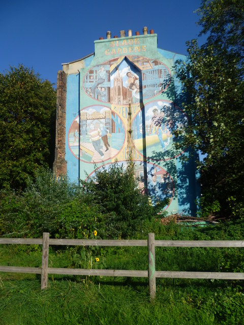Gable end in Lorn Road, Stockwell