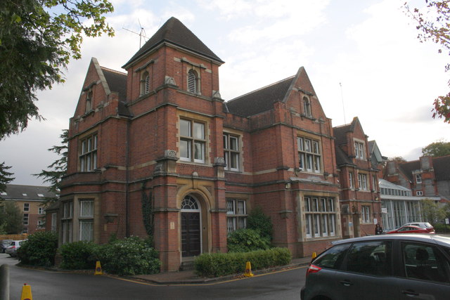 Berkshire West NHS building, #57 Bath... © Roger Templeman :: Geograph ...