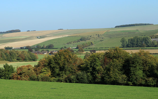 2011 : North east over meadow woods and... © Maurice Pullin cc-by-sa/2. ...