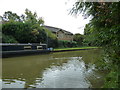 The canal glimpsed on  the path from  Rothschild Road to Linslade town centre (b)