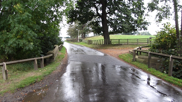 Carlton in Cleveland © Richard Webb cc-by-sa/2.0 :: Geograph Britain ...