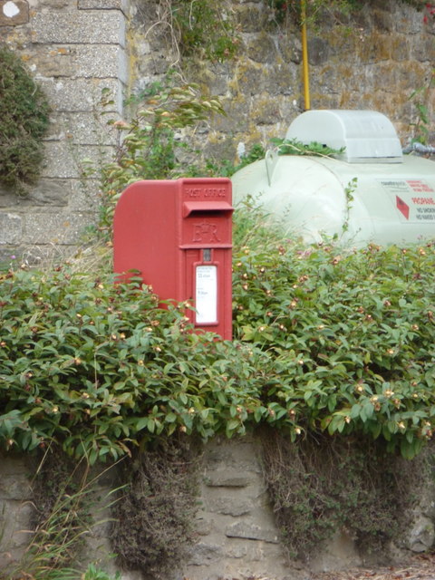 Dottery: postbox № DT6 51