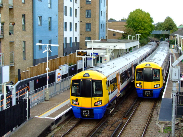 trains-at-south-acton-station-thomas-nugent-cc-by-sa-2-0-geograph