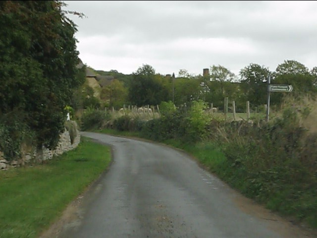 Lane to Home Farm, Bredon's Norton © Peter Whatley :: Geograph Britain ...