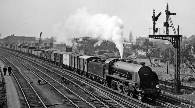 Up freight approaching Feltham... © Ben Brooksbank :: Geograph Britain ...