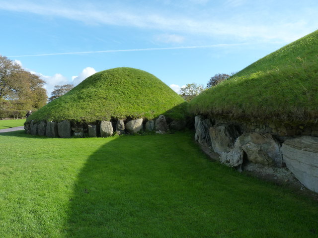 Tombs at Knowth