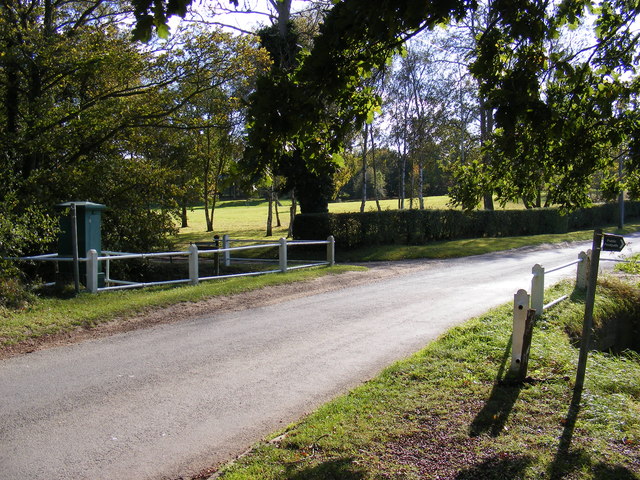 Barell's Hill, Huntingfield & the entrance to Holland House