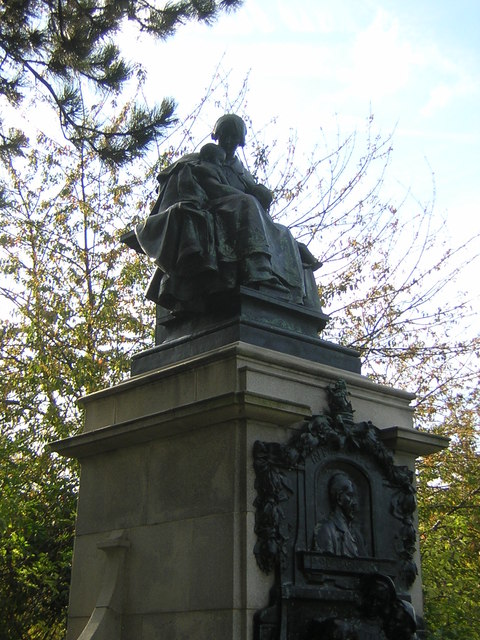 Monument to Thomas Barnardo at the... © Christopher Hilton :: Geograph ...