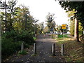 Sunken Road towards the Croydon Tram Line