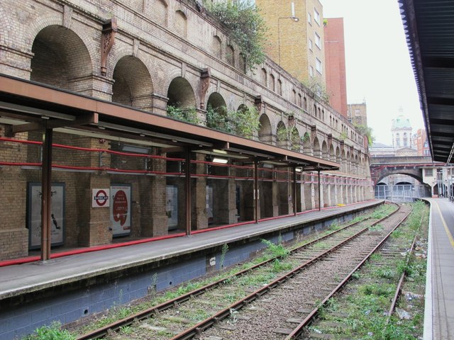 Barbican station © Mike Quinn :: Geograph Britain and Ireland