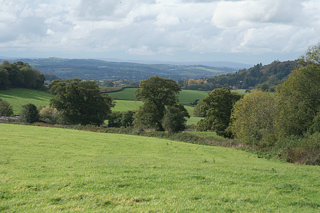 Broadclyst: above Frogmore Farm © Martin Bodman :: Geograph Britain and ...