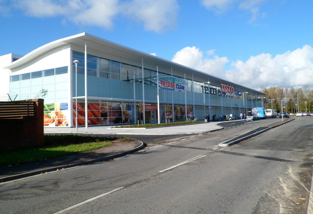 New Tesco Extra Newport Retail Park © Jaggery Geograph Britain And