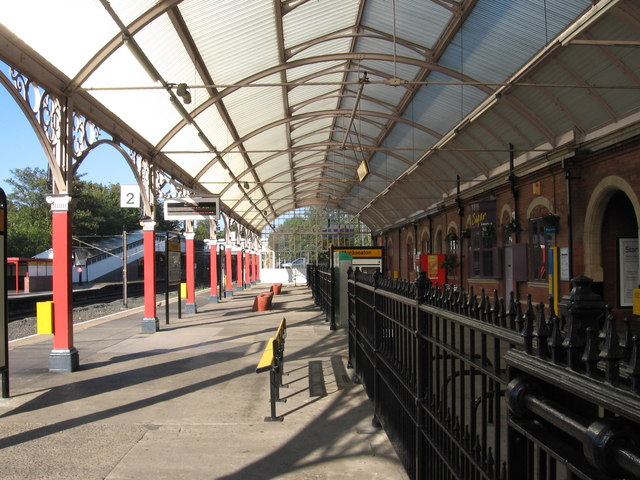 Monkseaton - station interior