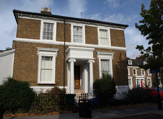 Listed house, Sutherland Square, SE17