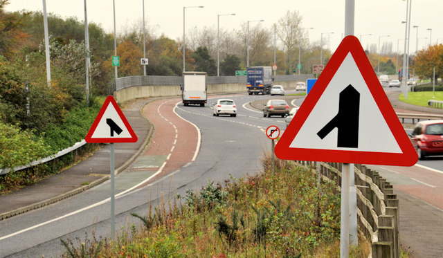 "Traffic merging from left" sign, Belfast