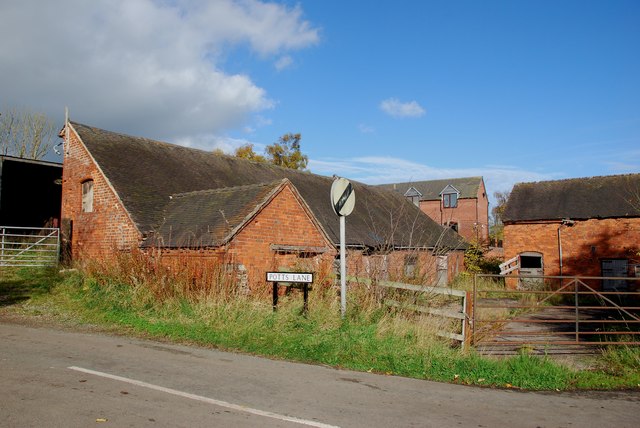 Derelict Farm on the Entrance to Potts Lane