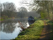 SU6470 : The Kennet and Avon Canal, Sulhamstead by Andrew Smith