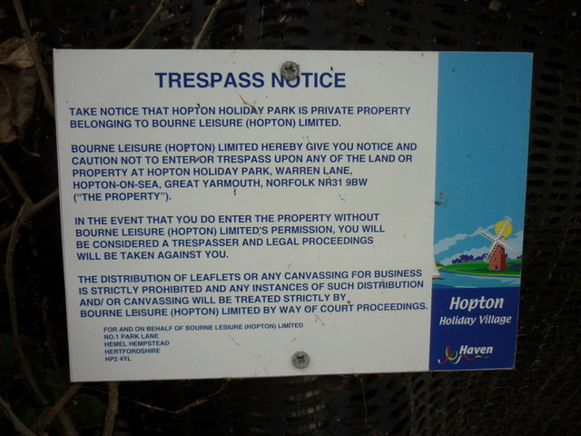 The trespass notice at Hopton Holiday Village