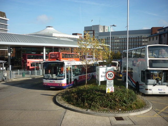 entering-norwich-bus-station-ian-s-geograph-britain-and-ireland