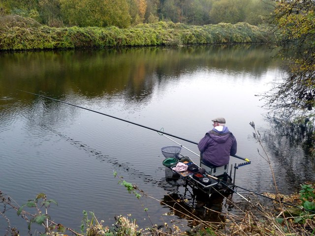 Fishing in the River Don © Graham Hogg :: Geograph Britain and Ireland