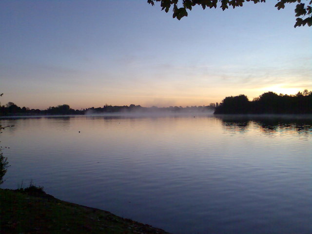 Sunrise over Hogganfield Loch