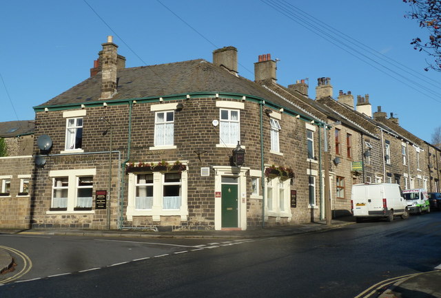 Friendship Arms, Glossop © Andrew Hill :: Geograph Britain and Ireland