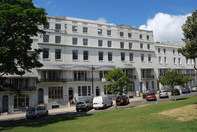 36 - 40, Wellington Square © N Chadwick cc-by-sa/2.0 :: Geograph ...