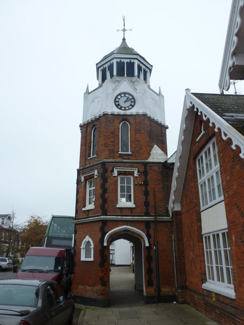 Burnham-on-Crouch: clock tower in the... © Chris Downer cc-by-sa/2.0 ...