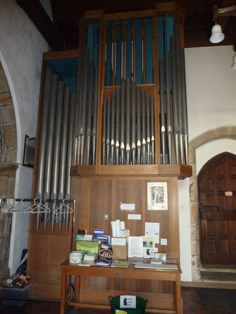 St Mary the Virgin, Barcombe: organ