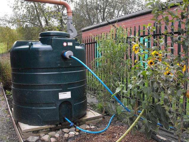 Rainwater collection tank © Penny Mayes :: Geograph Britain and Ireland