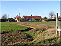 Footpath to the B1118 Chickering Road & Syleham Road