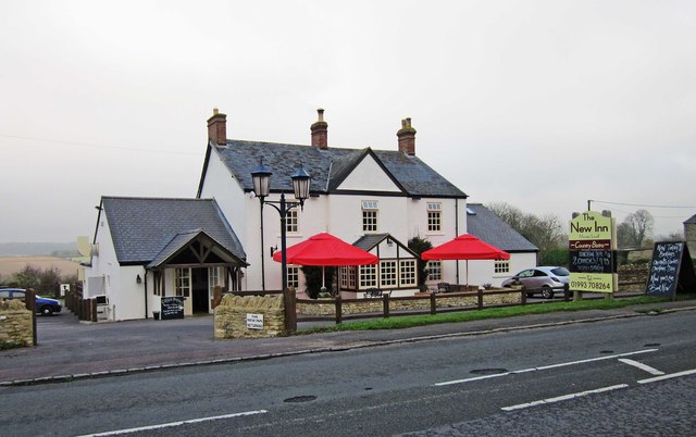 The New Inn (1), Burford Road, Minster... © P L Chadwick cc-by-sa/2.0 ...