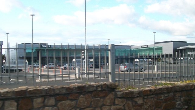 dunnes-stores-navan-eric-jones-geograph-ireland