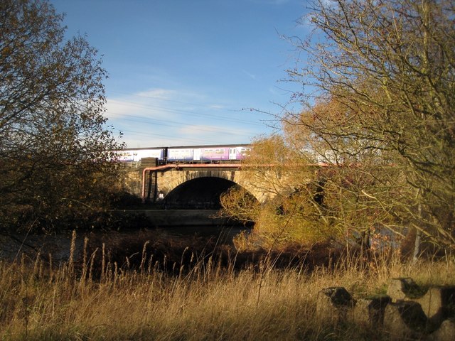 Railway bridge across the R.Calder (2)