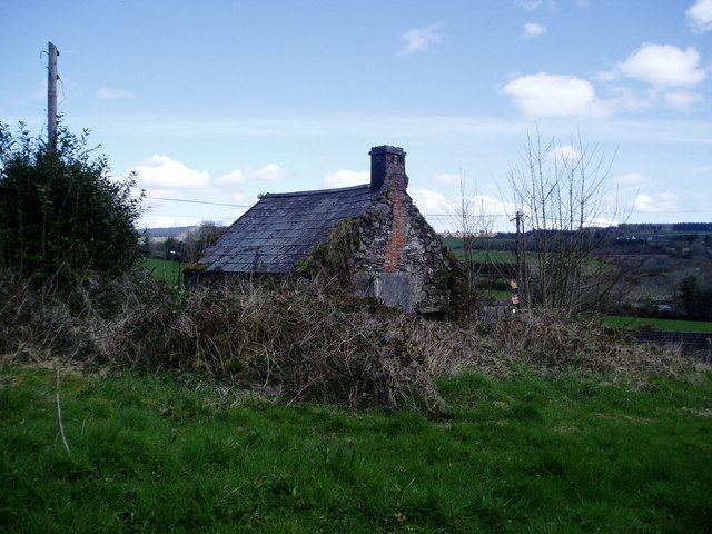 Derelict site adjacent to Hanrahan's Bar © ethics girl :: Geograph Ireland