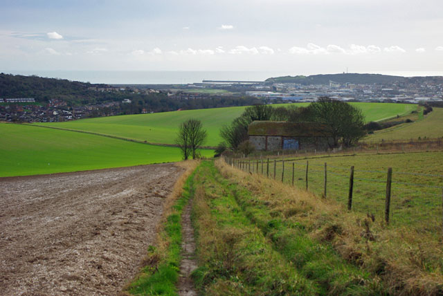 View towards Newhaven © Robin Webster :: Geograph Britain and Ireland