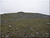 NH2468 : Approaching the summit of An Coileachan by Hugh Venables